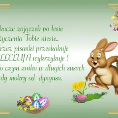 Wesołych Świąt! Zajączek z koszyczkiem pisanek niesie krótkie życzenia wielkanocne.