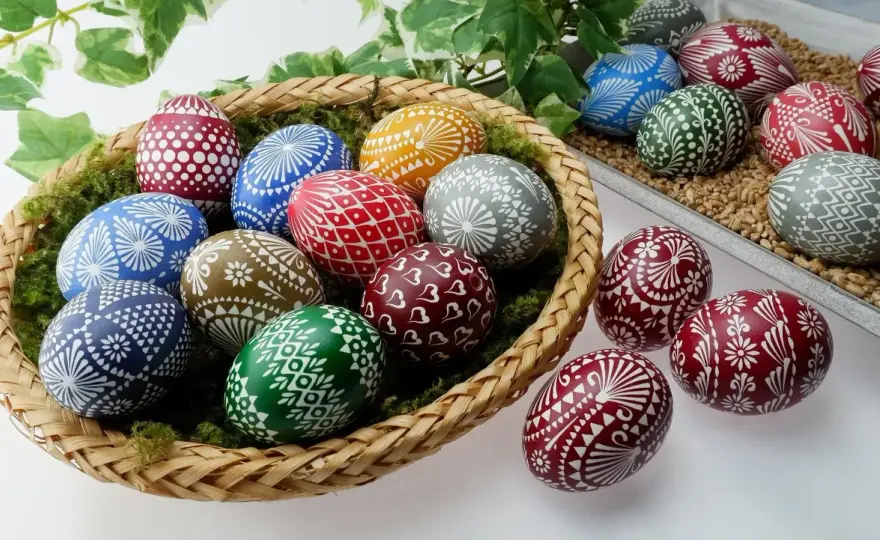Kraszanki i pisanki - czym się różnią i jak je zrobić w domu?