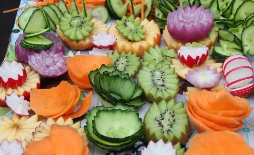 DIY kostiumy owoców i warzyw: proste pomysły krok po kroku