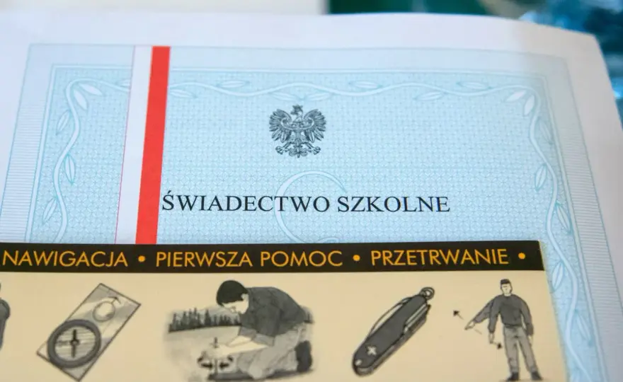 Świadectwo z wyróżnieniem - Zasady, średnia i jak mądrze nagrodzić?